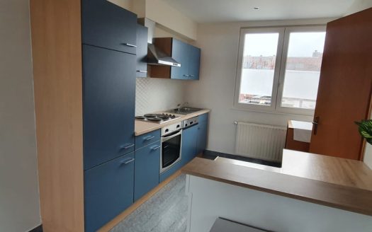 Lichtrijk duplex appartement te koop op uitstekende ligging