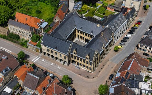 Te koop te Veurne uitzonderlijke site!
